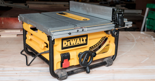 DeWalt DWE7480 Compact Jobsite Table Saw